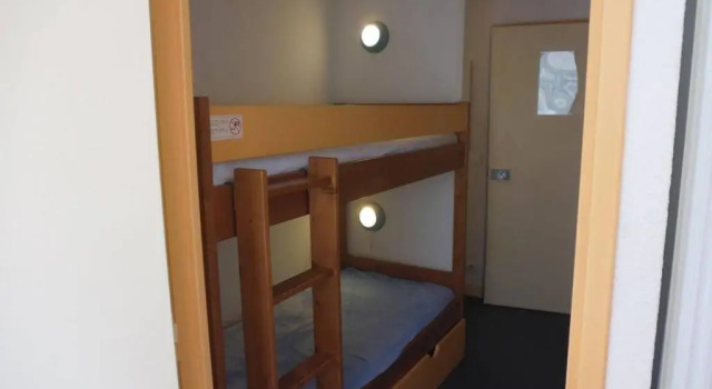 Appartement La Mongie, 2 pièces, 6 personnes - FR-1-404-19, Забронировать Апартаменты/квартира Отели Tourmalet Ski Resort с парковкой, Парковка