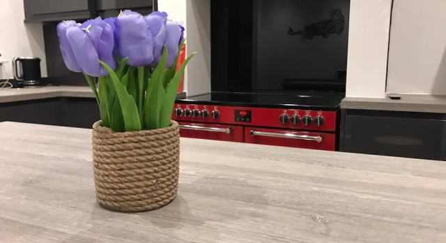 Newly Renovated High Spec 4 Bedroom House, Забронировать Отель Отели Англии 3 звезды, 3*