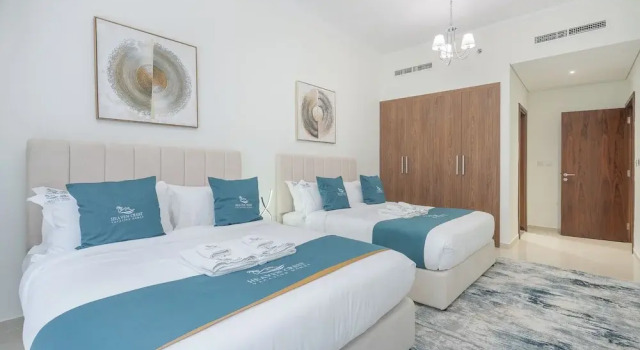 Апартаменты с 3 комнатами с видом на город Heaven Crest Vacation Homes Downtown - Studio, 1, & 3 Bedroom Suites 2 minute walk to Dubai Mall and Burj Khalifa