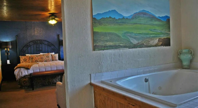 The Holland Hotel, Boek Hotel Alpine Texas, in de buurt van Alpine Amtrak Station