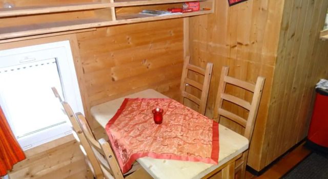 Трёхместный номер Standard с балконом и с красивым видом из окна Free Spirit Lodge