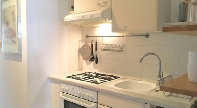 Апартаменты Green and Quiet Apartment near Center