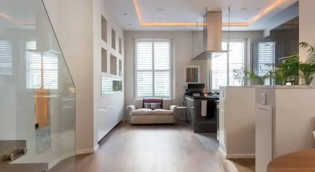 Spectacular 4 Bed House, Pimlico, Забронировать Отель Отели Англии 3 звезды, 3*