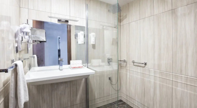 Двухместный номер Standard Ramada Hotel & Suites by Wyndham Edirne