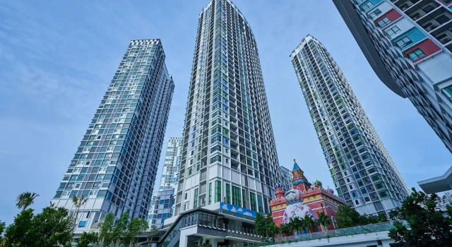 OYO Home 1143 Elegant 2br I-soho I-city