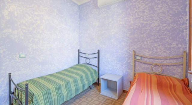 Small Villa La Scogliera del Calello with sea view in the center of the village of Pomonte, 500 mete-LA SCOGLIERA DEL CALELLO, Book Villa Marciana Elba
