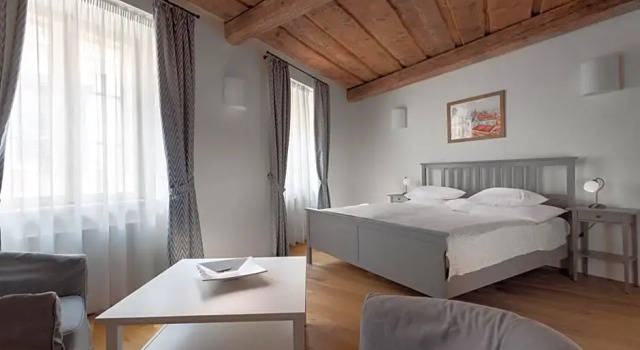 Люкс Hotel At the White Lily