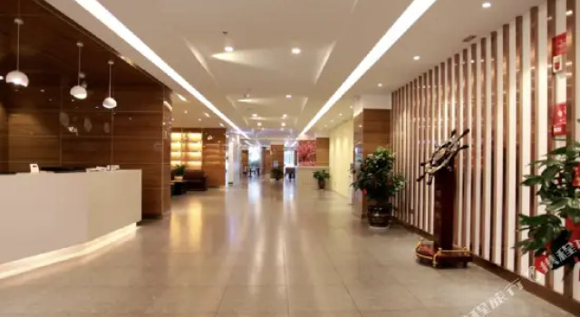 Kunming Geya Hotel（Xingyaoxingdu international store）, Rezerwuj Hotel Hotele w Kunming z parkingiem, Parking
