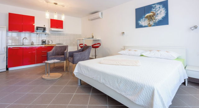 Студия Apartments Josip