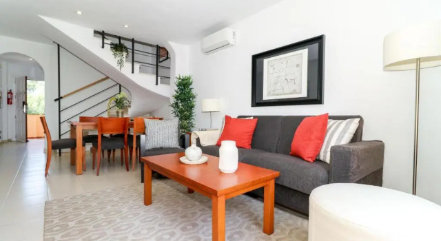 2BED Duplex in Club La Costa by Rafleys, Sea Views, Забронировать Отель Отели Фуэнхирола с бассейном, рядом с Playa del Charcón, Бассейн