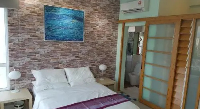 Garden Apartment at Zenith