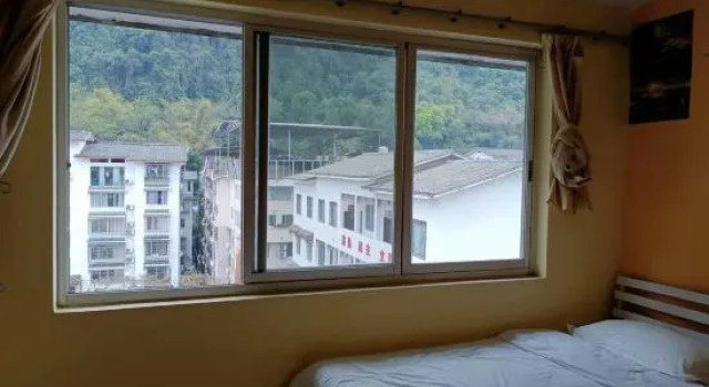 Номер Standard c 1 комнатой Yangshuo How Flowers Hostel & Party Coliving Coworking Nomads
