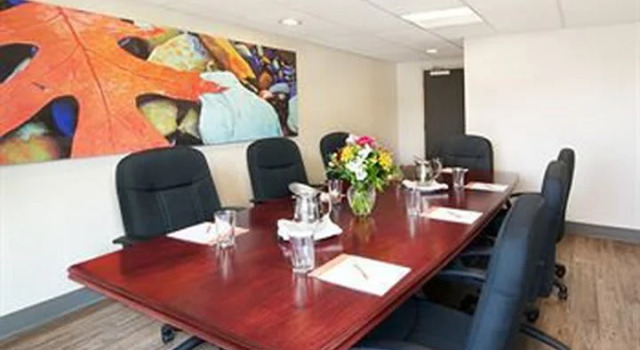 Run of House Hotel Indigo Cleveland Beachwood by IHG