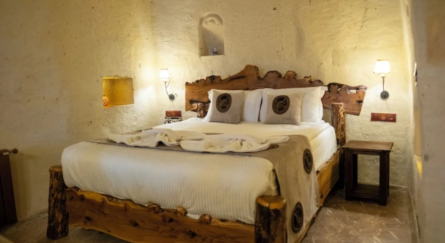 Полулюкс с балконом Urgup Evi Cave Hotel
