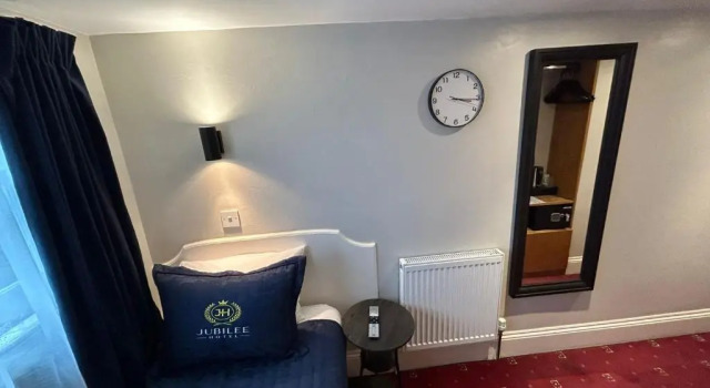 Номер Standard с балконом Jubilee Hotel Victoria