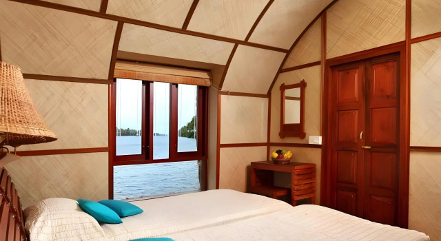 Marvel Cruise, Varaa Hotelli Hotellit Alleppey aamiaisella, Aamiainen
