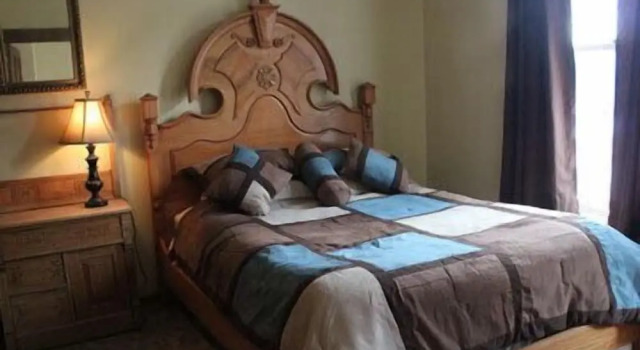 Smedley's Suites, Buchen Sie Aparthotel Silverton USA