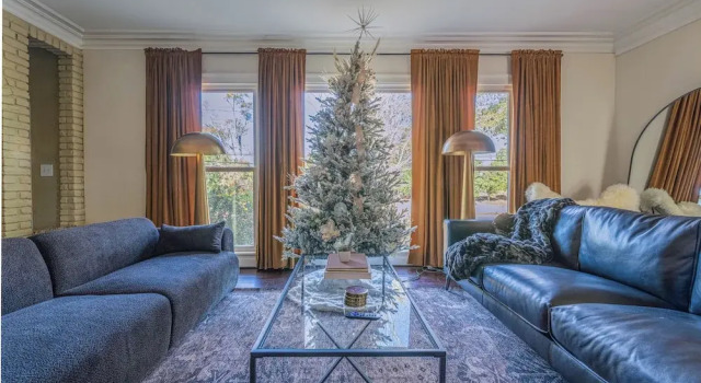 Charming Columbus Retreat 3BR Pool&Games, Rezerwuj Dom wakacyjny Wille w Columbus, Willa