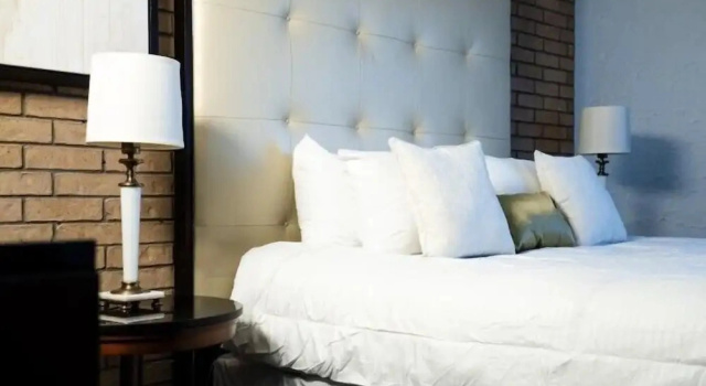 Номер Comfort The Landmark Hotel