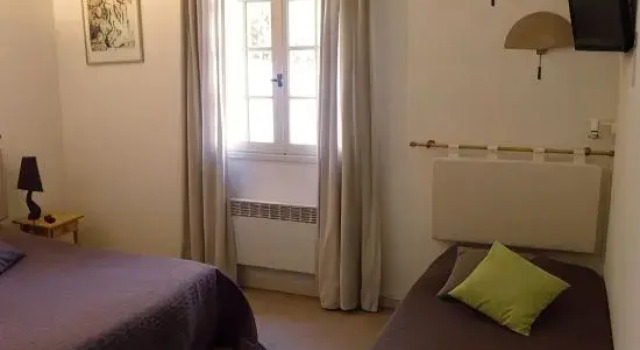 Номер Comfort HUMAN HOTEL RESTAURANT Park