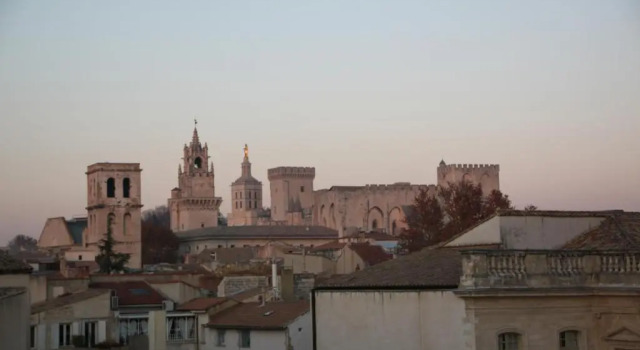 A la terrasse dAvignon