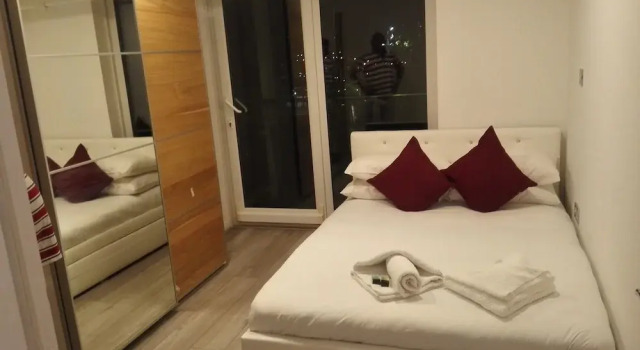 Апартаменты Lizzy Continental Apartments