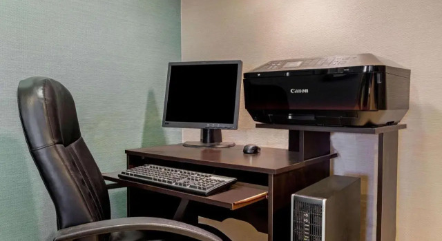 La Quinta Inn & Suites By Wyndham Frankfort, Prenota Hotel Clarks Hill 