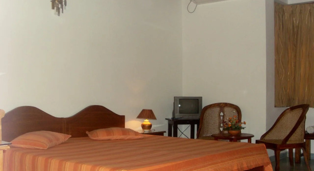 Alcam Holiday Home