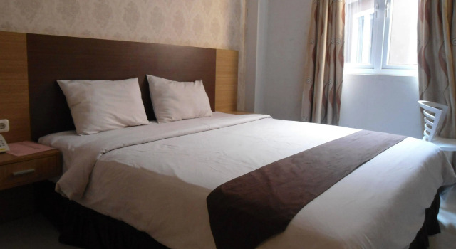Max Hotel