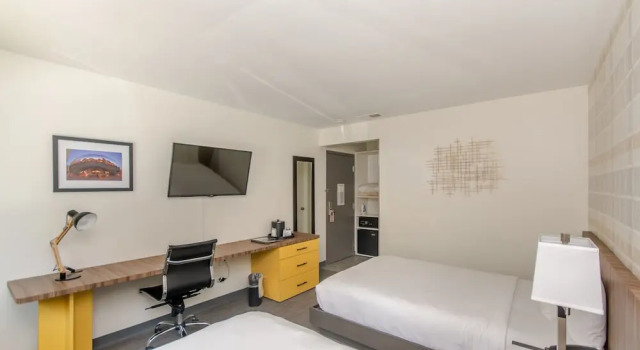 Четырёхместный номер Deluxe Ohio House Motel