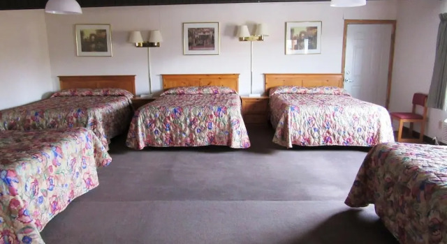 Номер Standard Yellowstone Country Inn