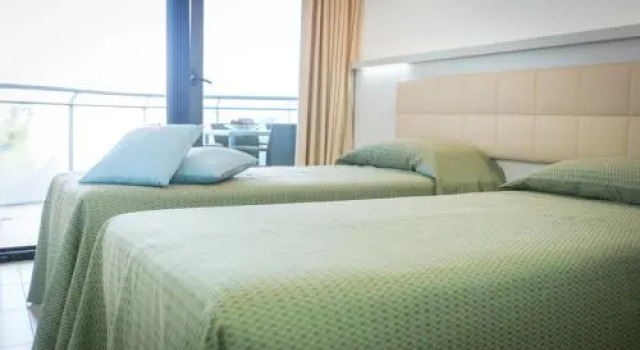 Residence al Bosco, Забронировать Отель Отели Градо с бассейном, Бассейн