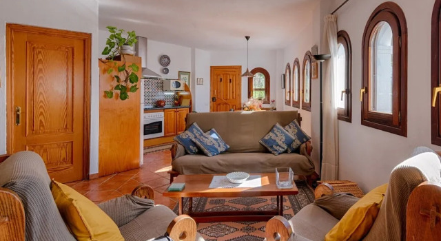 1131 Casa Almona