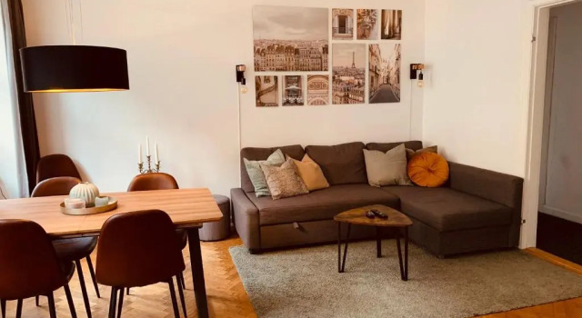 Centrally Located 4 Room Apartment