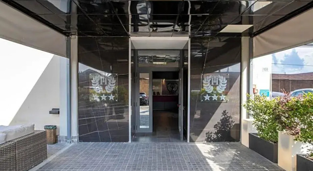 Tiby Hotel
