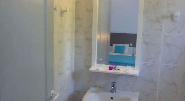 Одноместный номер Standard с балконом Blue Nest Hotel