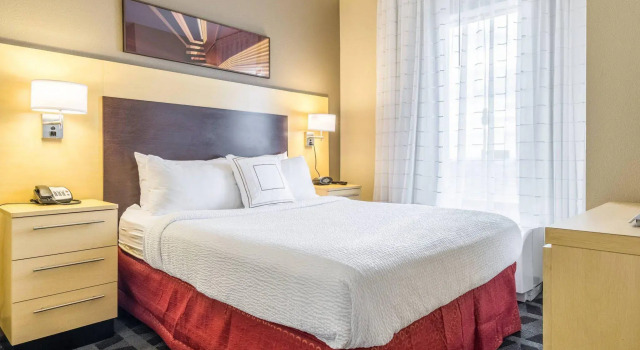 TownePlace Suites Dayton North, Book Hotel Dayton Ohio