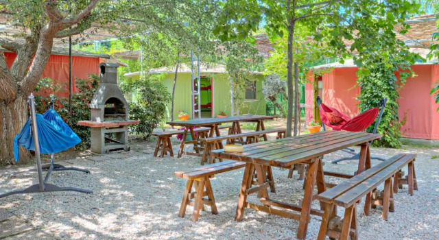 Тент Armenistis Camping