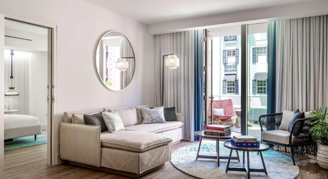 Двухместный люкс The Ray Hotel Delray Beach, Curio Collection By Hilton