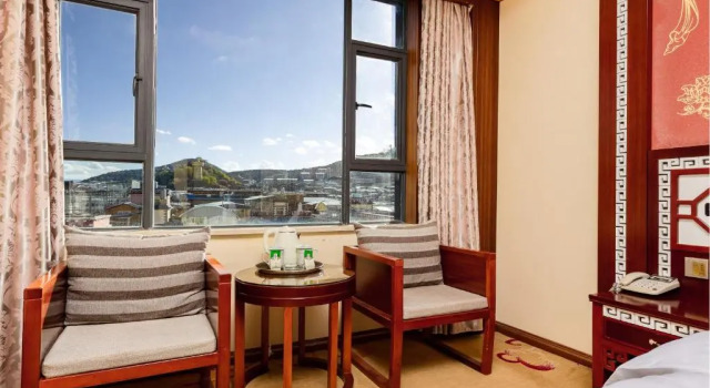 Номер Standard с видом на горы Floral Hotel · Shangri-la Blue Sky
