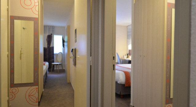 Четырёхместный семейный номер Standard Best Western Auray le Loch