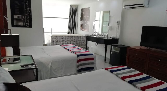 Номер Economy Suites Costa Cancun