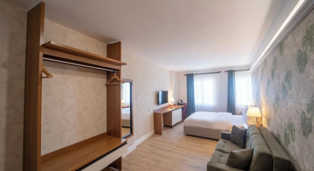 Двухместный номер Deluxe MELL City Suites Hotel
