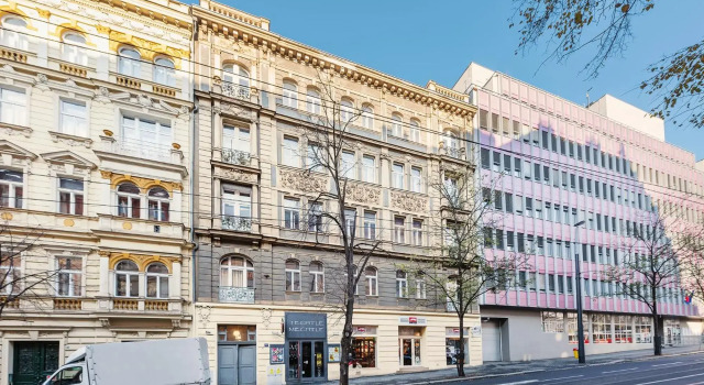 Prague Roof Apartments, Забронировать Апартаменты/квартира Отели Праги с парковкой, рядом с И. П. Павлова, Парковка