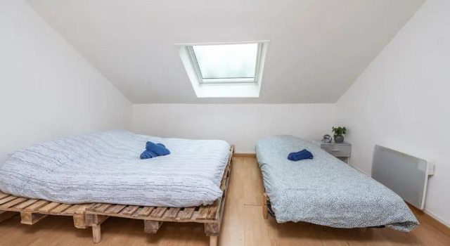 Duplex Cosy Et Contemporain Avec Parking Prive, Забронировать Отель Отели Соммы с парковкой, Парковка