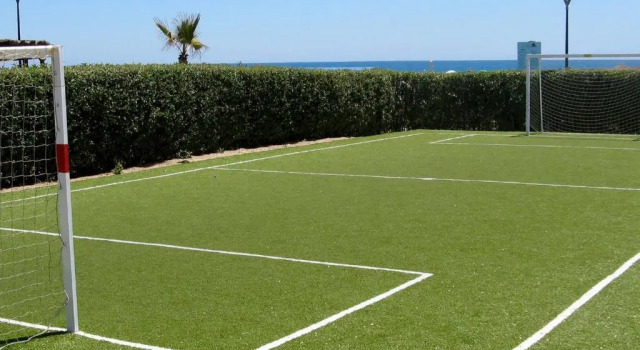Апартаменты Apartamento VenAVera Playa de Baria 2 K-1D Primera Línea Gran Terraza y WIFI