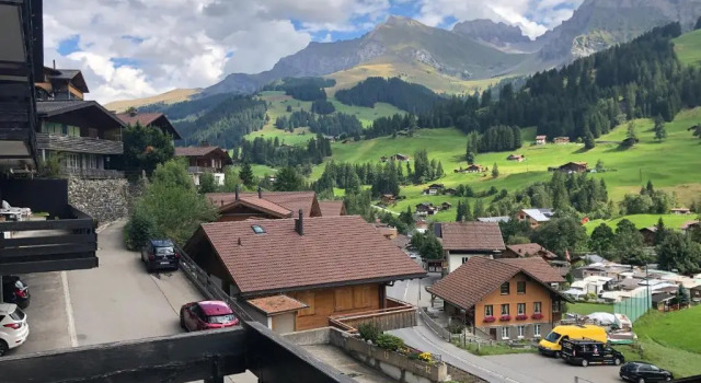 Schönes 2-Zimmer Studio mit grossem Balkon und Bergpanorama - 400m von Talstation Sillerenbahn