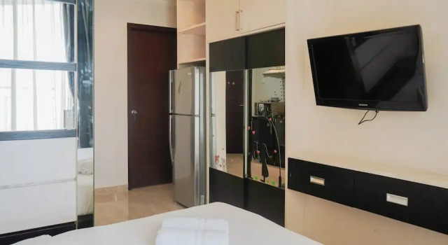 Convenient Studio Mangga Dua Apartment, Prenota Appartamento Sawah 