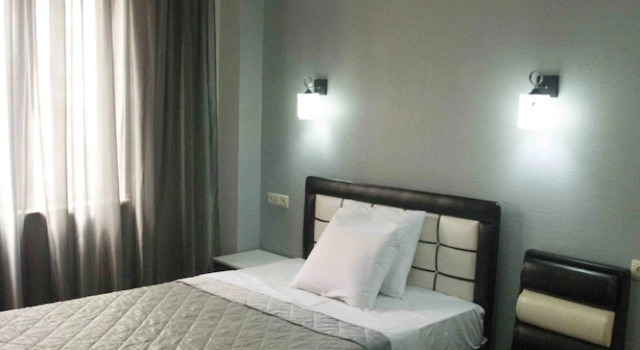 Одноместный номер Standard с балконом Hotel Iberia