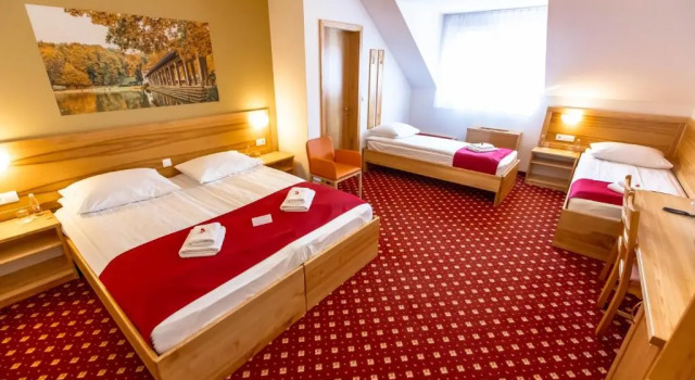Четырёхместный номер Standard Hotel Bau Maribor